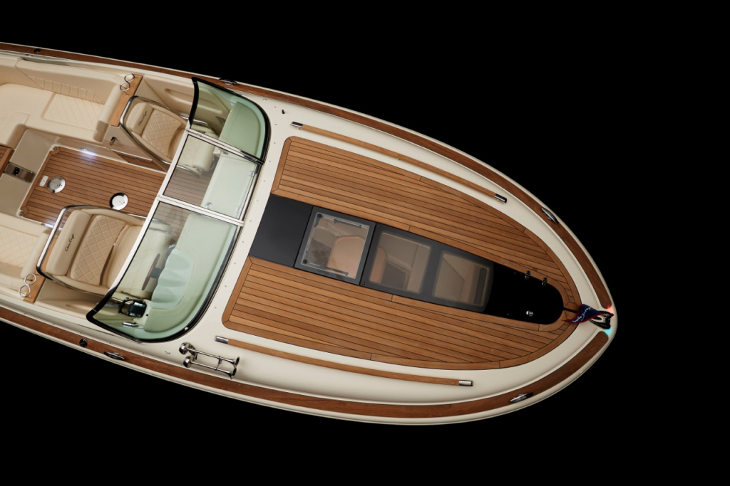 CC8179016_Corsair_32_BowOverheadShot_mj (2).jpeg