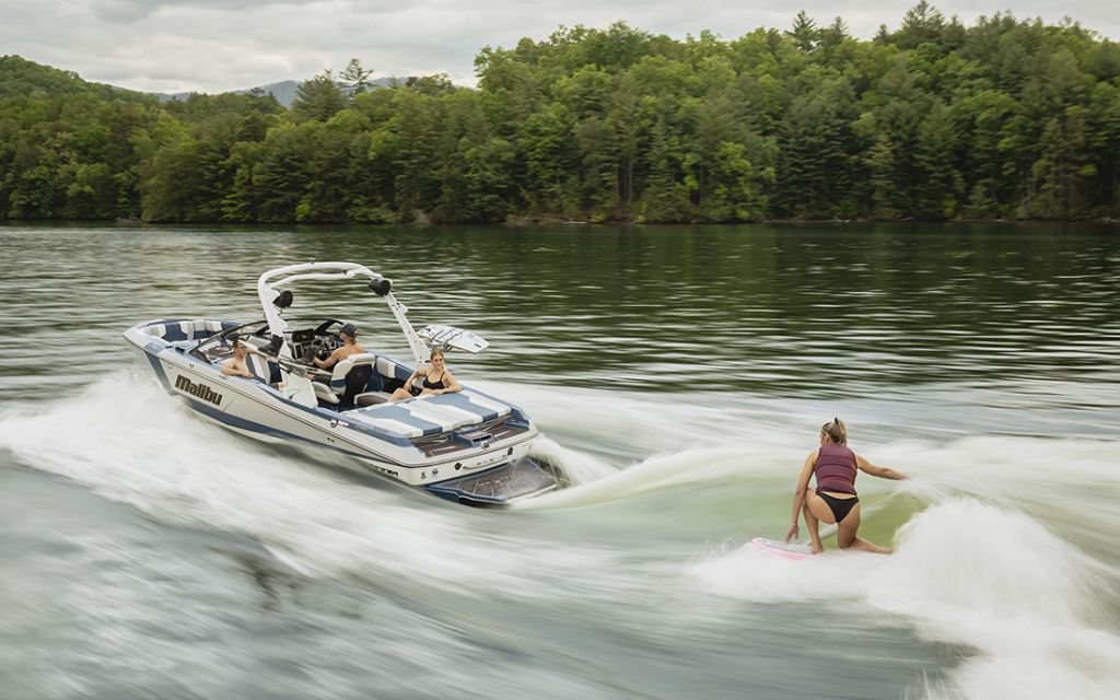 Без имени-1_0003_2022_Malibu_21LX_20.jpg