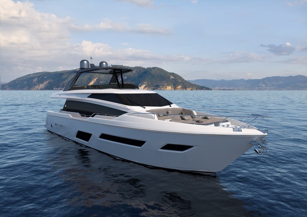 Ferretti Yachts 780_bow.jpg