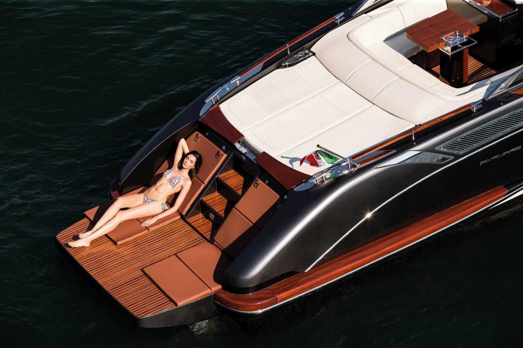 Riva_Rivamare_Cruising-0013.jpg Riva_Rivamare_Cruising-0013.jpg