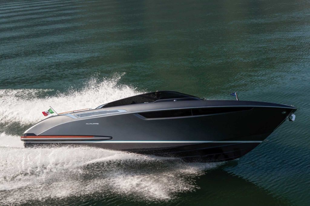 Riva_Rivamare_Cruising-0002.jpg Riva_Rivamare_Cruising-0002.jpg