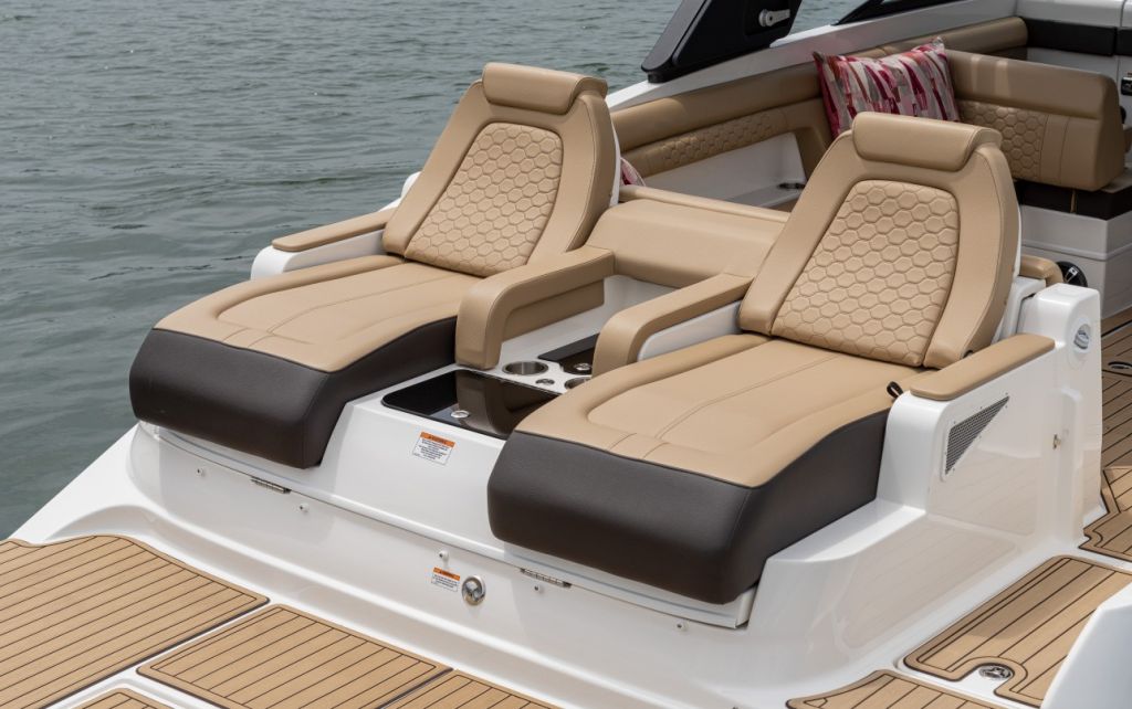 Sea Ray 290 SDX_2.jpg