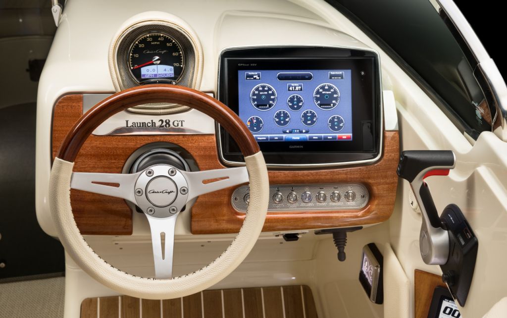 chris-craft-launch-28-gt-helm-screen-3.jpg chris-craft-launch-28-gt-helm-screen-3.jpg