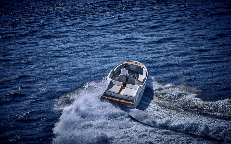 Катер Frauscher 858 Fantom Air