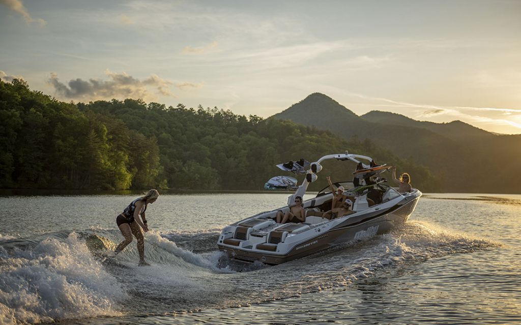 bez_imeni_1_0049_fon_0002_gel_tricked_out_vosstanovleno_vosstanovleno_0015_26_lsv_exterior_5 (1).jpg