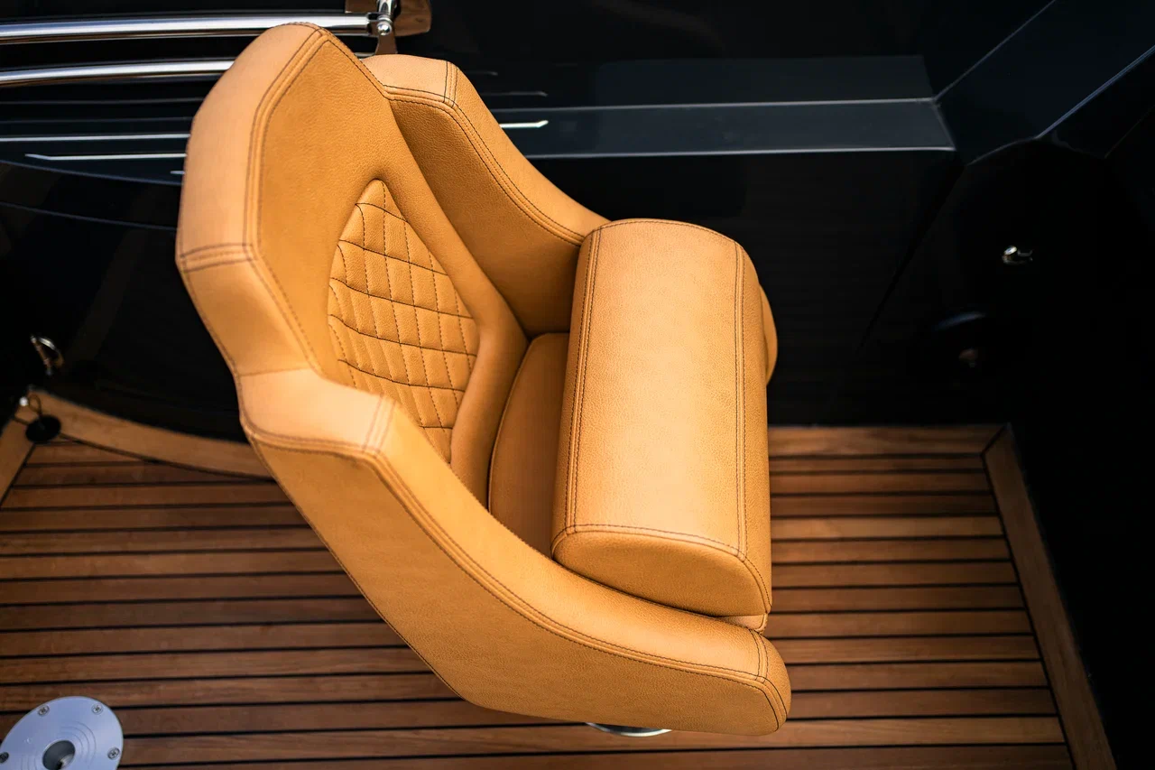 Frauscher 1017 GT (35 of 69).jpg Frauscher 1017 GT (35 of 69).jpg